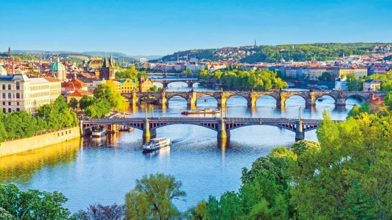 Trendtours-Prag-Staedte-Erlebnis-Panorama-Prag.jpg